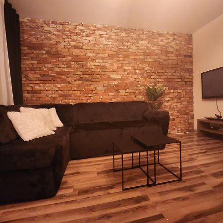 Apartament P&P Apartment อีนอวรอตสวาฟ ภายนอก รูปภาพ